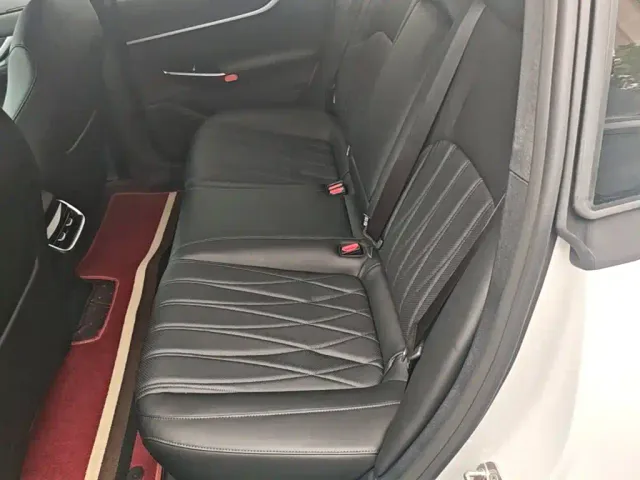 Changan Qiyuan A07 — Фото автомобиля 16