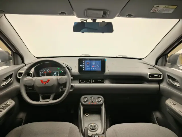 Wuling Hongguang — Фото автомобиля 9