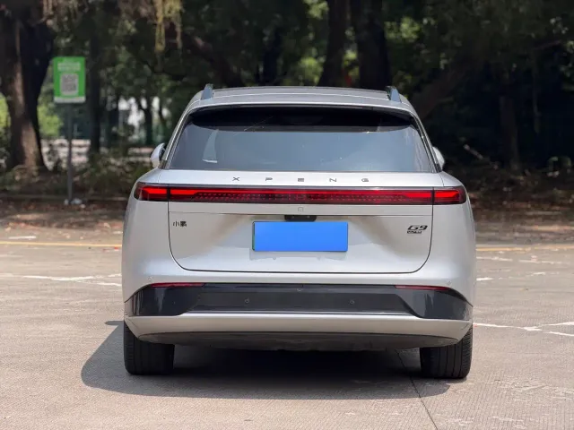 Xpeng G9 — Фото автомобиля 14