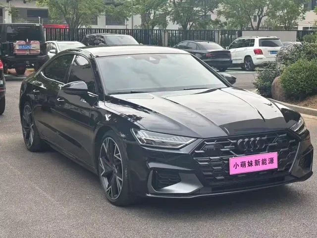 Audi A7L — Фото автомобиля 3