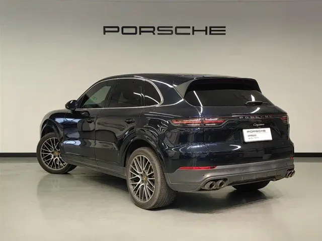 Porsche Cayenne — Фото автомобиля 5