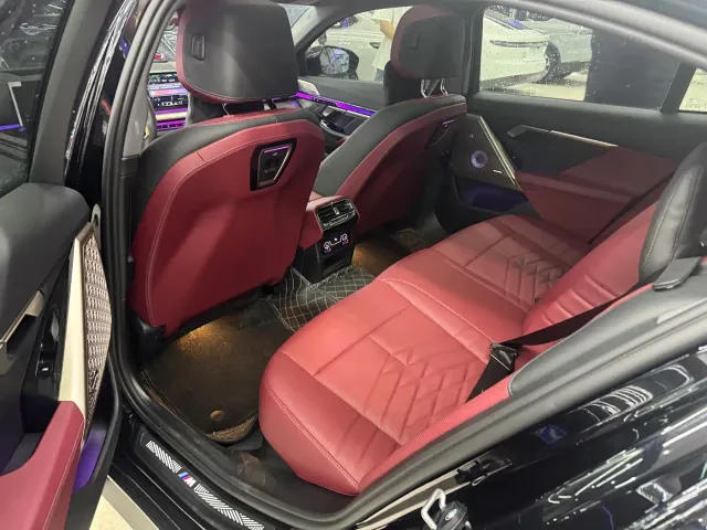 BMW 5 Series — Фото автомобиля 7