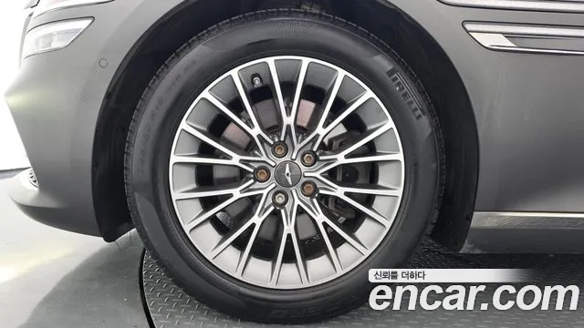 Genesis G80 RG3 — Фото автомобиля 5