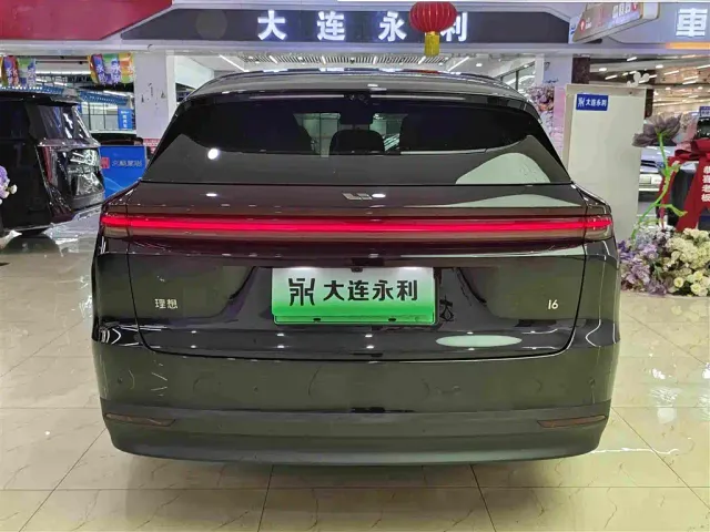 Li Auto i6 — Фото автомобиля 15