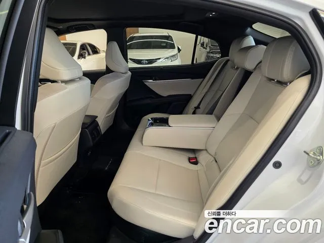 Toyota Camry XV80 — Фото автомобиля 11