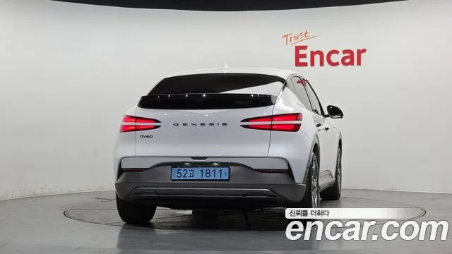 Genesis GV60 Standard — Фото автомобиля 3