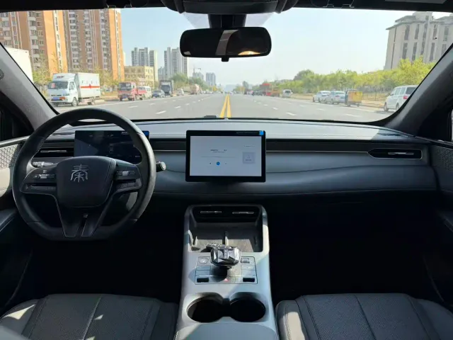 BYD Qin PLUS — Фото автомобиля 5