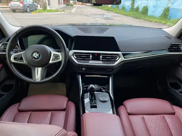 BMW 3 Series — Фото автомобиля 5