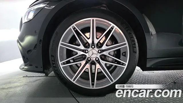 Mercedes-Benz AMG GT 4 двери 43 4MATIC+ — Фото автомобиля 5