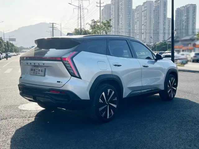 Geely Boyue L — Фото автомобиля 5