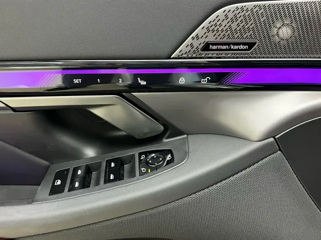 BMW 5 Series — Фото автомобиля 20