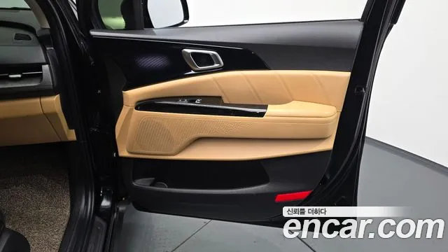Kia Canival Carnival 4 поколение 9 мест Signature — Фото автомобиля 19