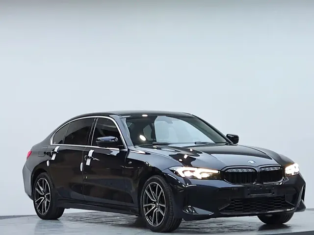 BMW 3 Series — Фото автомобиля 4