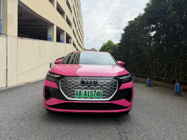 Audi Q4 e-tron — Фото автомобиля 2