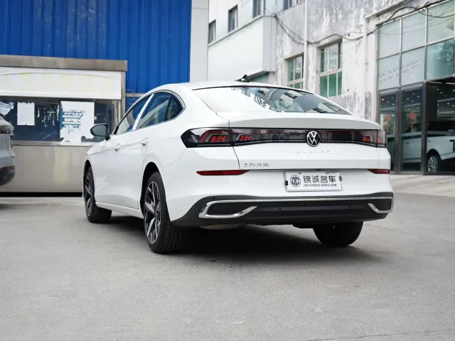 Volkswagen Lamando — Фото автомобиля 7