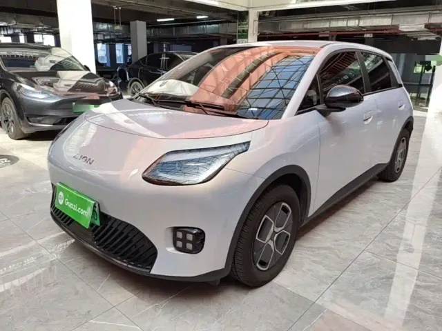 Фотография автомобиля — GAC Aion UT
