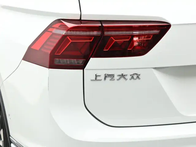 Volkswagen Tiguan L PHEV — Фото автомобиля 7