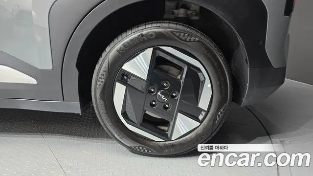 Kia EV3 — Фото автомобиля 21