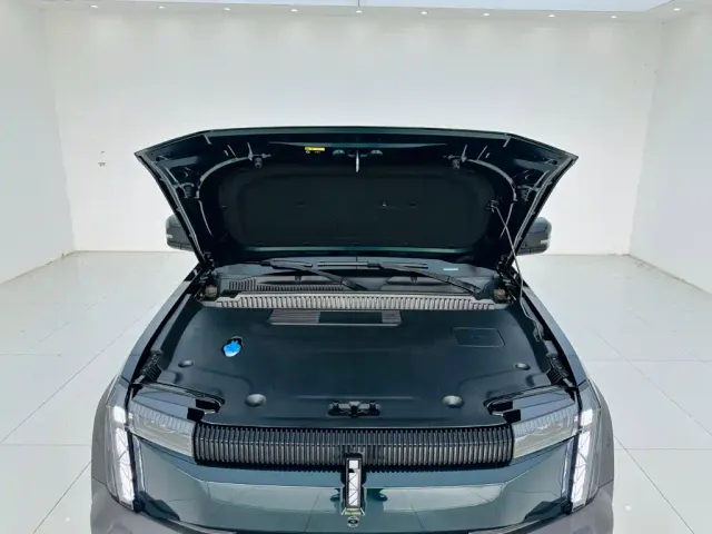 iCAR 03 — Фото автомобиля 25