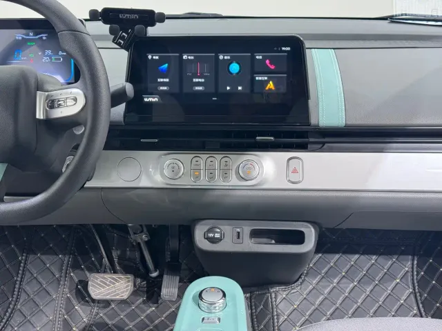 Changan Lumin — Фото автомобиля 13