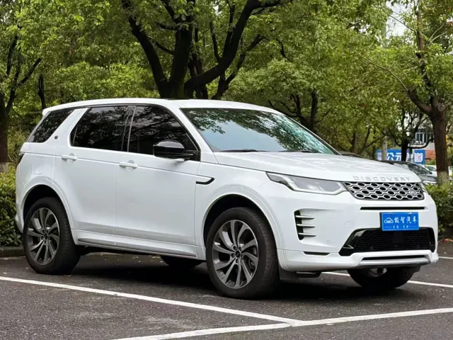 Land Rover Discovery Sport — Фото автомобиля 3