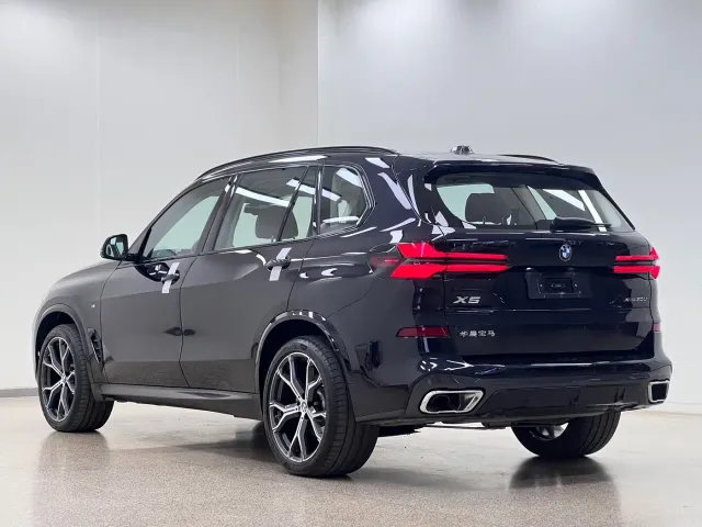 BMW X5 — Фото автомобиля 3