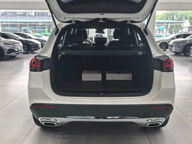 Mercedes-Benz Mercedes-Benz GLA 2023 GLA 200 — Фото автомобиля 18