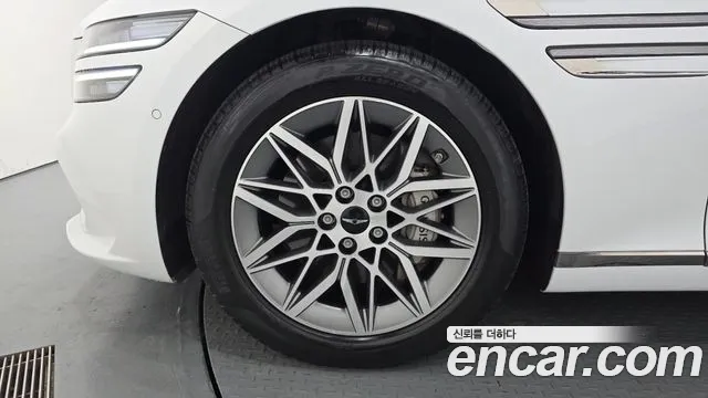 Genesis G80 RG3 — Фото автомобиля 5