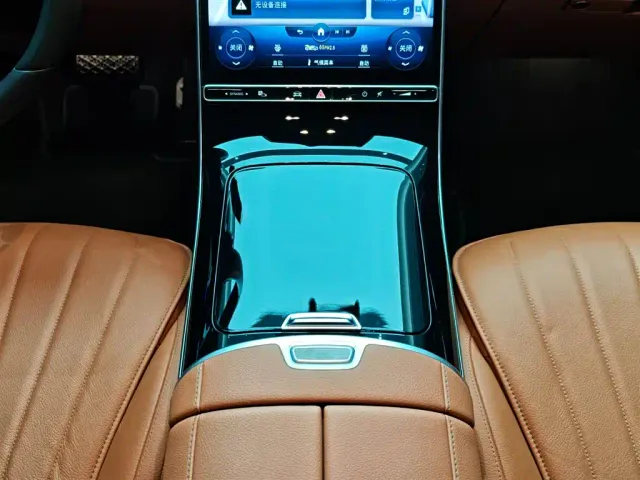 Mercedes-Benz S-Class — Фото автомобиля 15