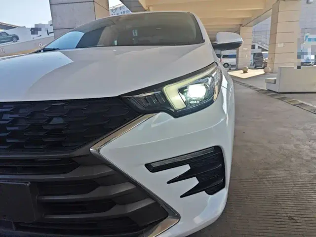 Chery Arrizo 5 PLUS — Фото автомобиля 23