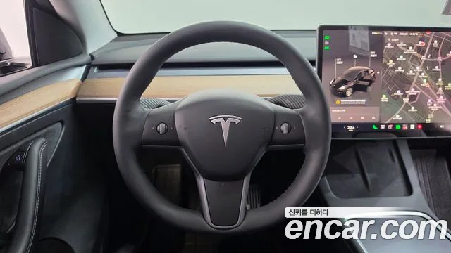 Tesla Model Y — Фото автомобиля 19