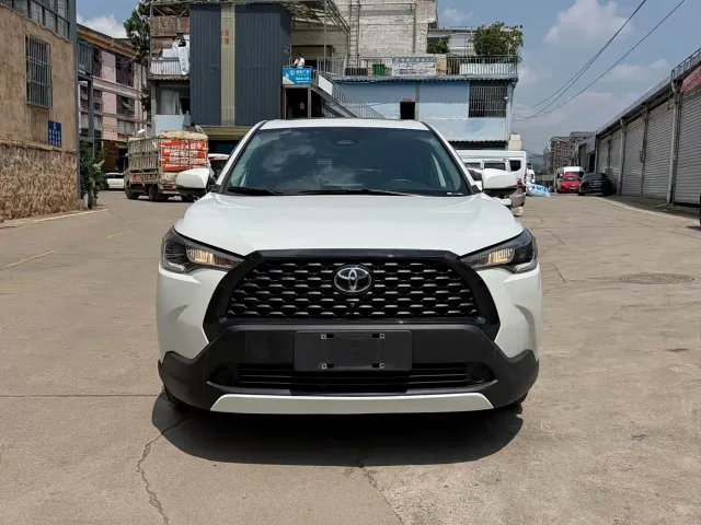Toyota Corolla Cross — Фото автомобиля 2