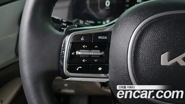 Kia Carnival 4th Gen — Фото автомобиля 29
