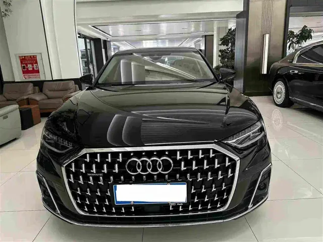 Audi A8 — Фото автомобиля 2