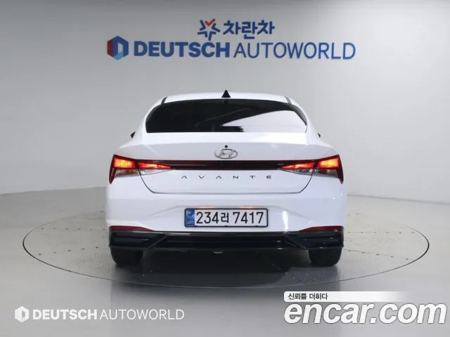 Hyundai Avante CN7 — Фото автомобиля 4