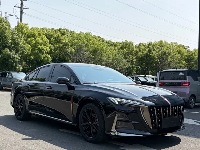 Hongqi H6 — Фото автомобиля 3