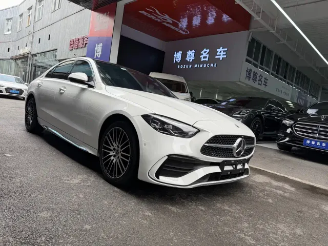 Mercedes-Benz C-Class — Фото автомобиля 3