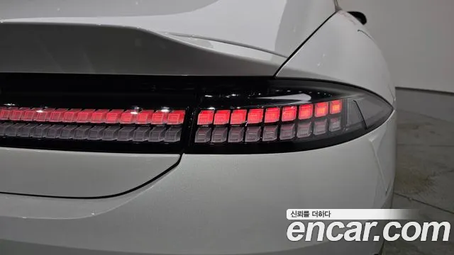 Hyundai Ioniq6 — Фото автомобиля 22
