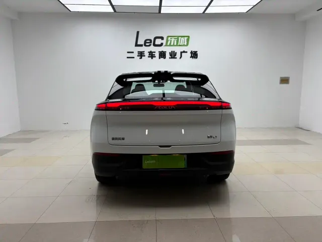 Dongfeng Fengshen L7 — Фото автомобиля 19