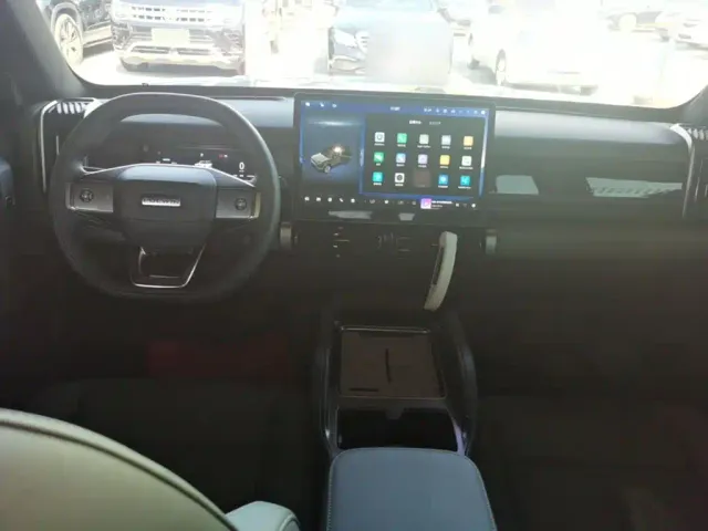 Chery Fengyun Storm X3 2025 Model 520 2WD Base — Фото автомобиля 9