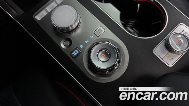 Genesis GV80 — Фото автомобиля 6