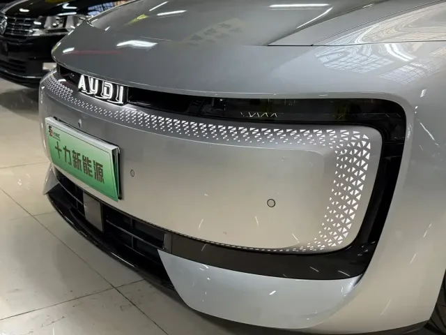 Audi Audi E5 Sportback 2025 Model Base Version — Фото автомобиля 4
