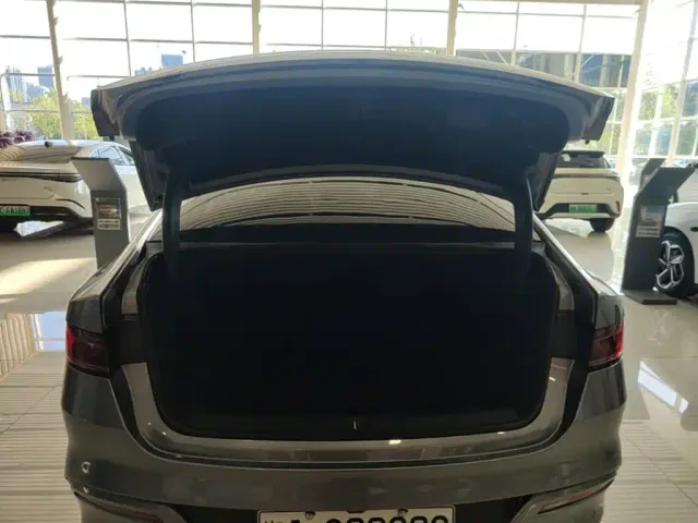 BYD Qin PLUS — Фото автомобиля 18