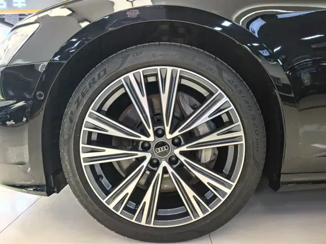 Audi A6L — Фото автомобиля 18