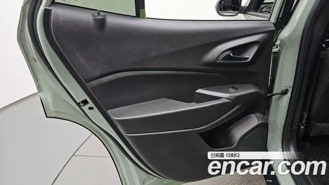 ChevroletGMDaewoo Trax Trax Кроссовер — Фото автомобиля 24