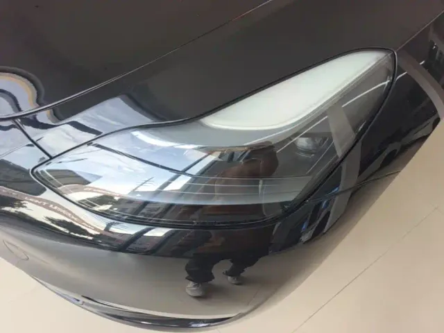 Tesla Model Y — Фото автомобиля 23