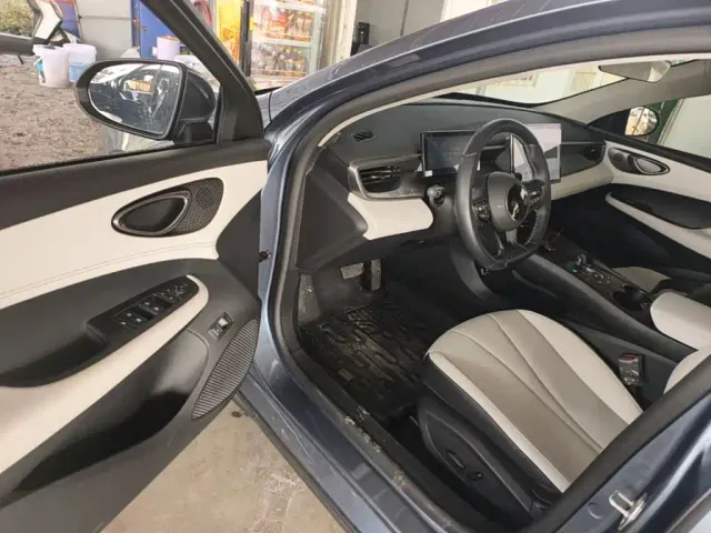 BYD Seal 05 DM-i — Фото автомобиля 15