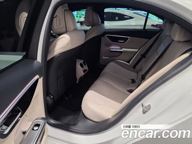 Mercedes-Benz C-Class W206 — Фото автомобиля 10