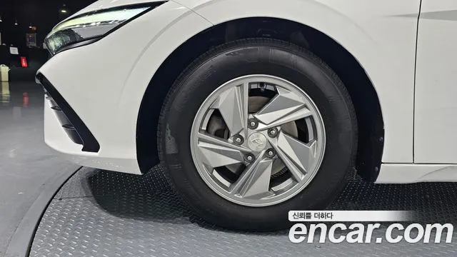 Hyundai AVANTE Новый Avante (CN7) — Фото автомобиля 5