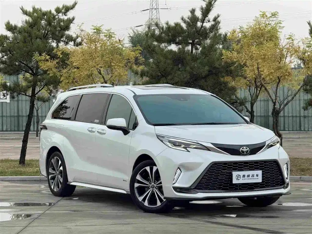 Toyota Granvia — Фото автомобиля 3